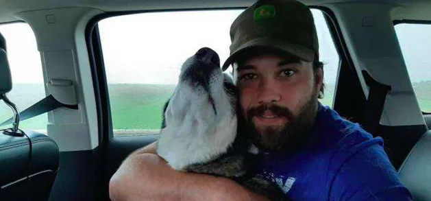 Ritrova il suo cane dopo due anni